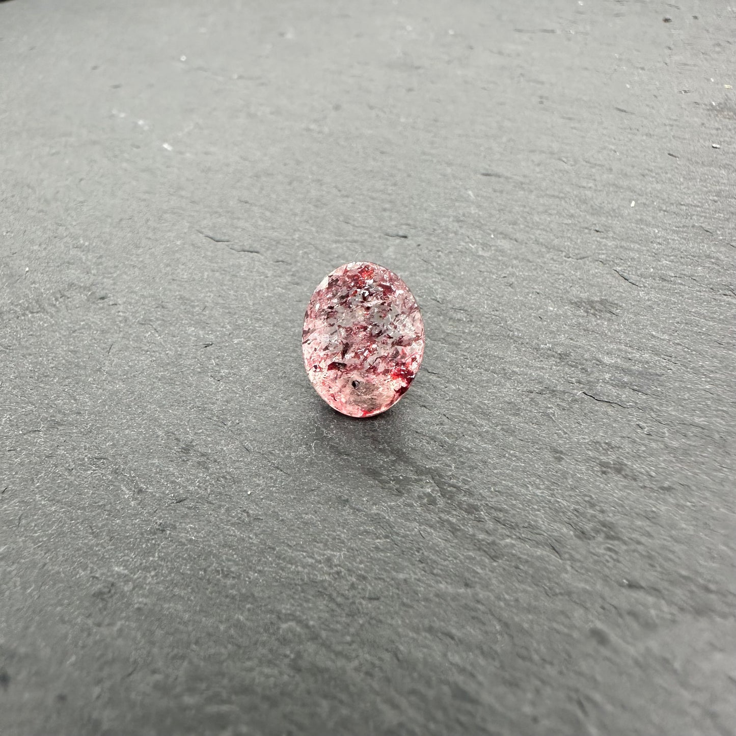 Oval-Cut Scarlet Quartz – 12.1x10mm | 4.72ct